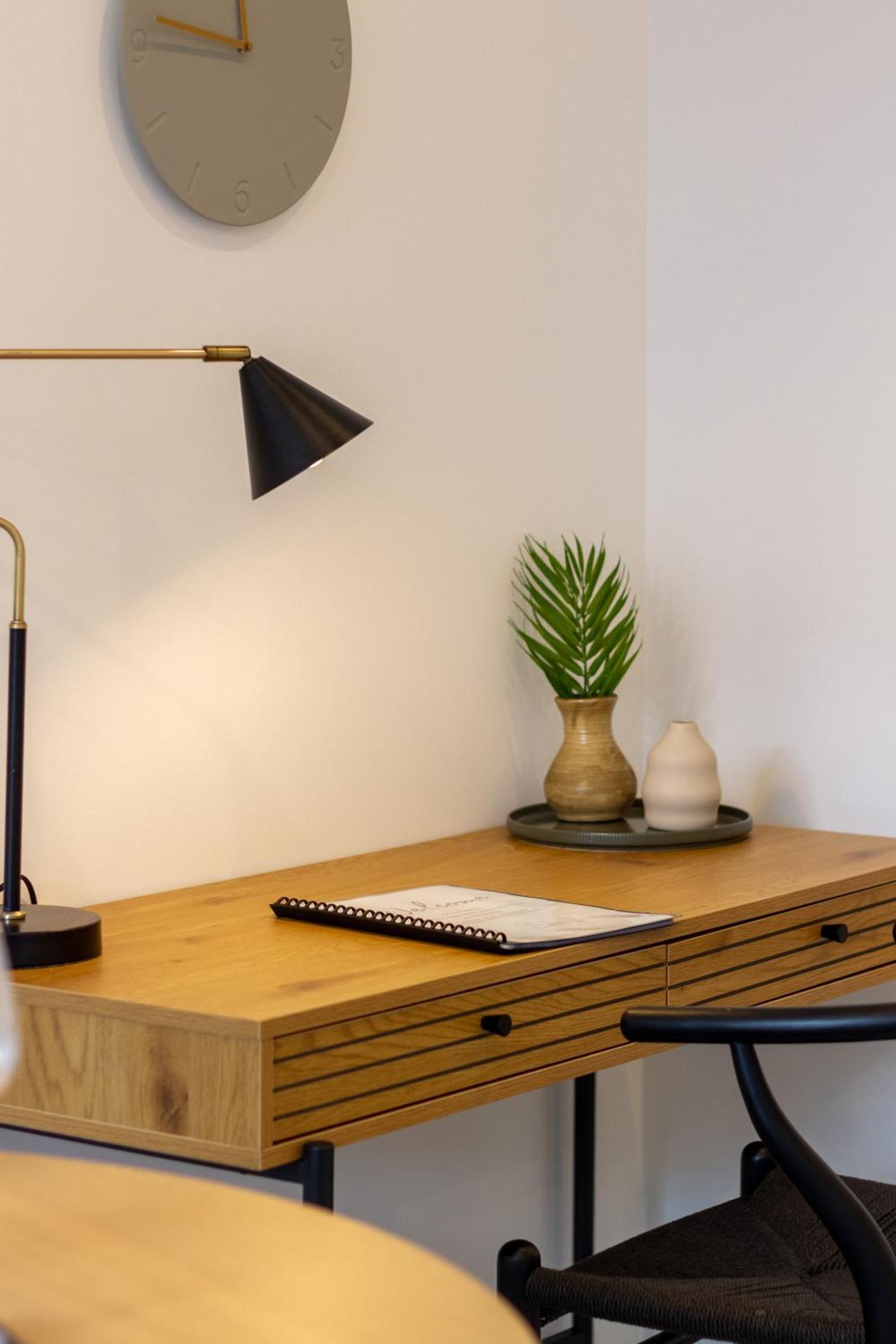 Single Level Studio, Cbd Escape: King Bed Christchurch Exterior foto